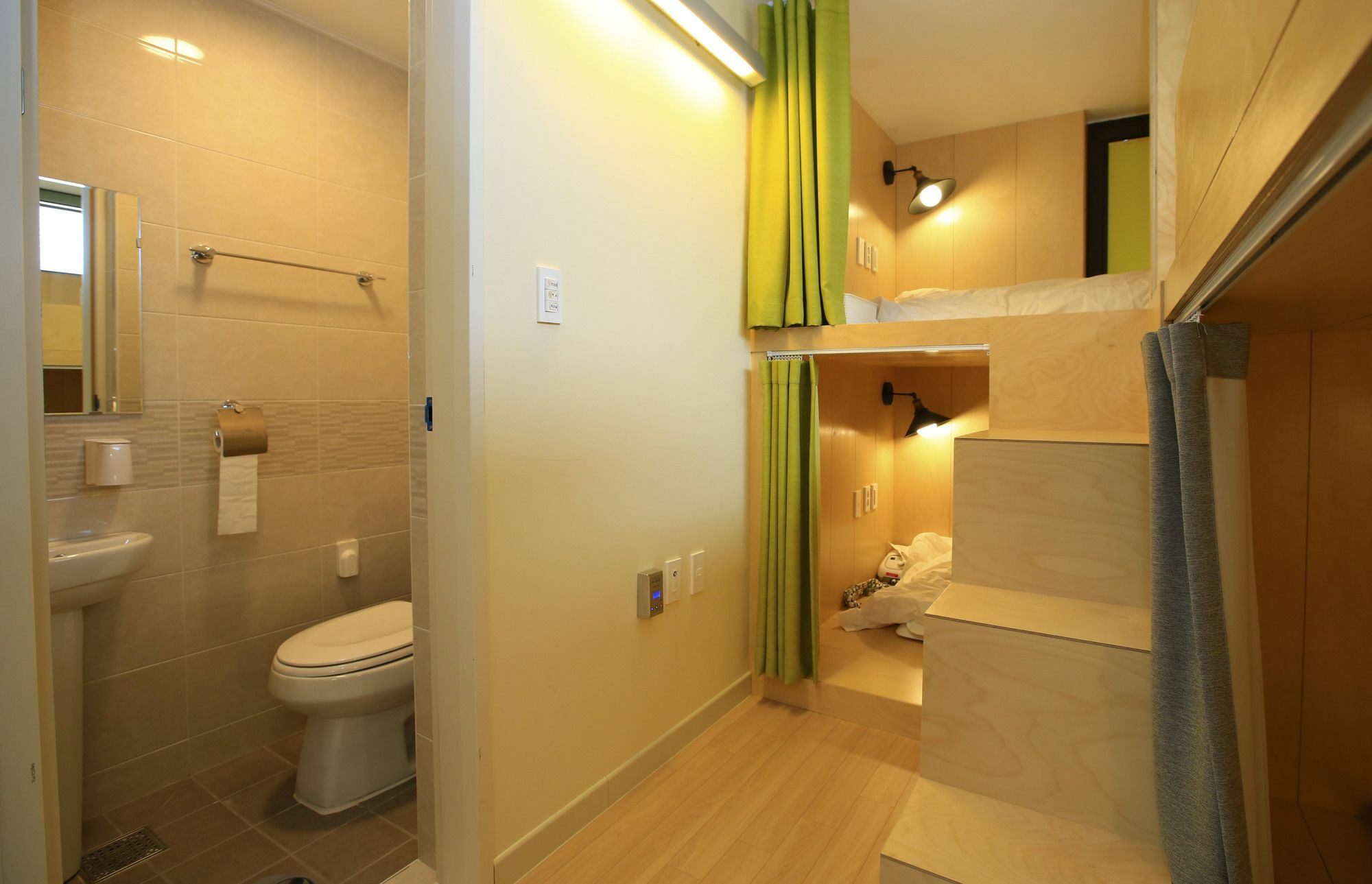 Dongdong Guesthouse Jeju Eksteriør bilde